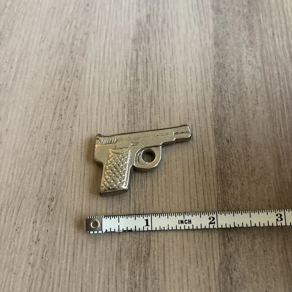 Arcade Toys Cast Iron Nickel Plate Colt Pistol Gun Prize Charm Cracker Jack‎